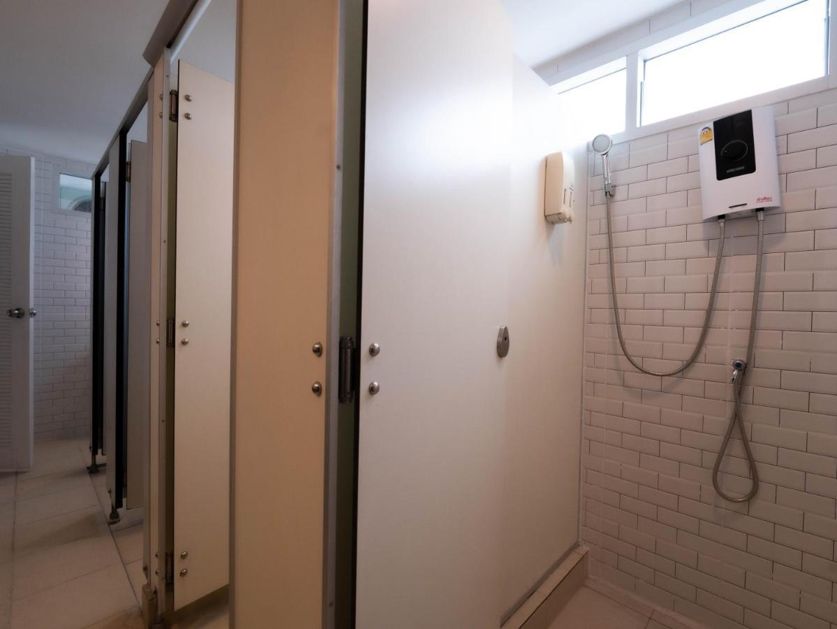 Roomquest Bangkok Sukhumvit 50 Exterior foto
