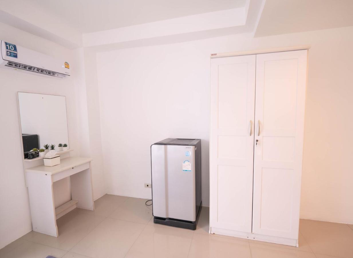 Roomquest Bangkok Sukhumvit 50 Exterior foto